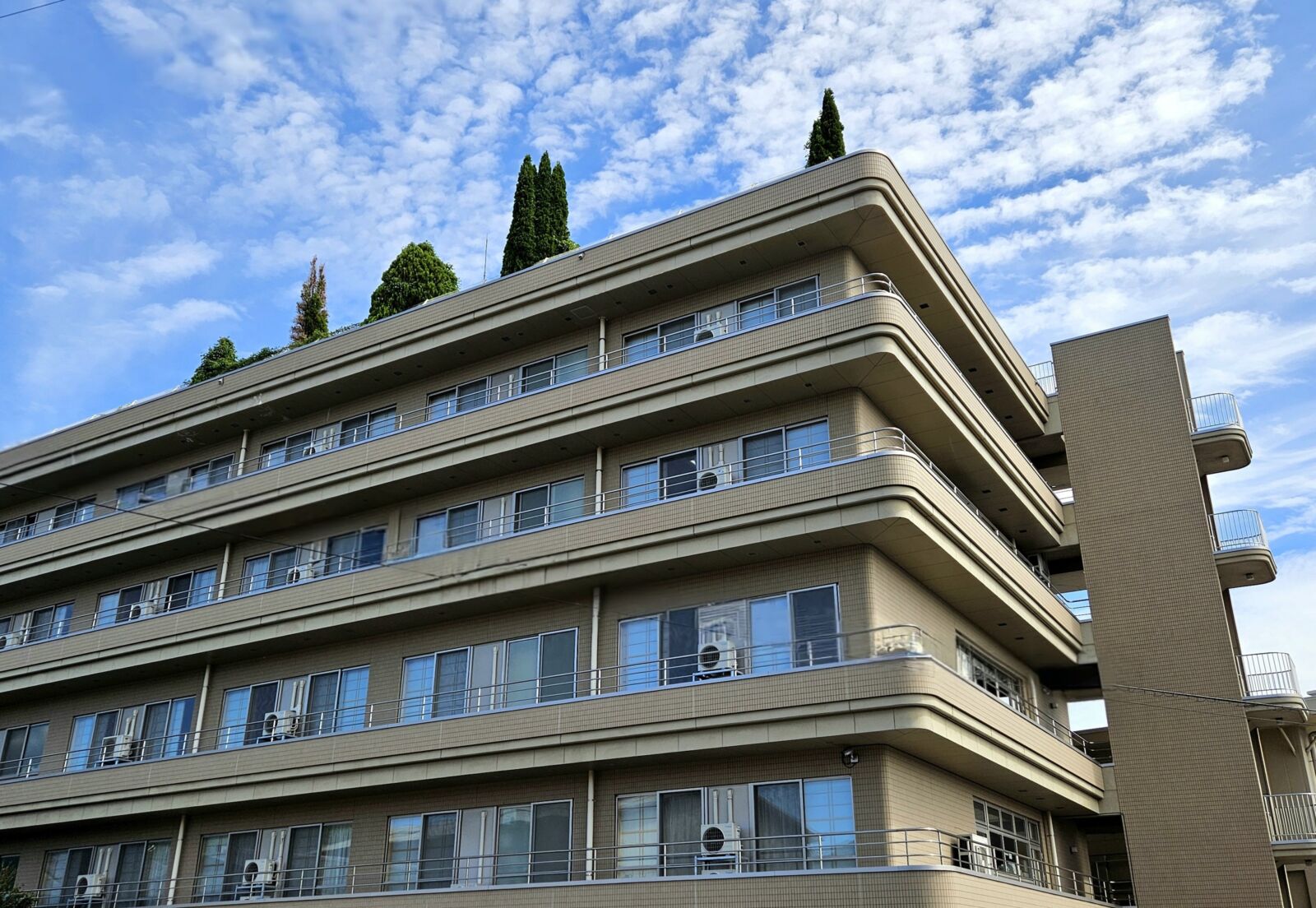 白寿荘 受信機更新工事 – 丸登電業株式会社